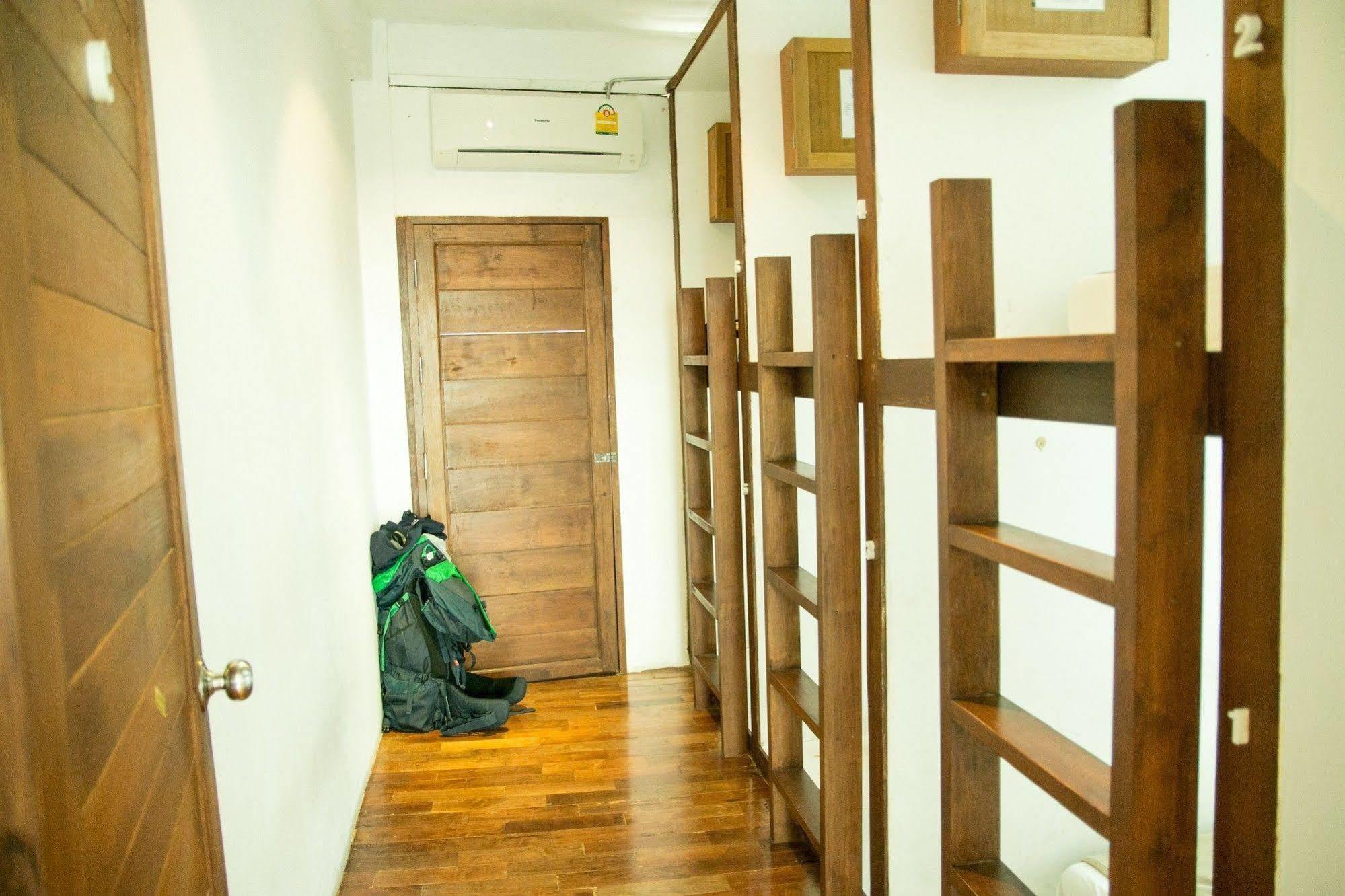 The Street Hostel Bangkok Luaran gambar