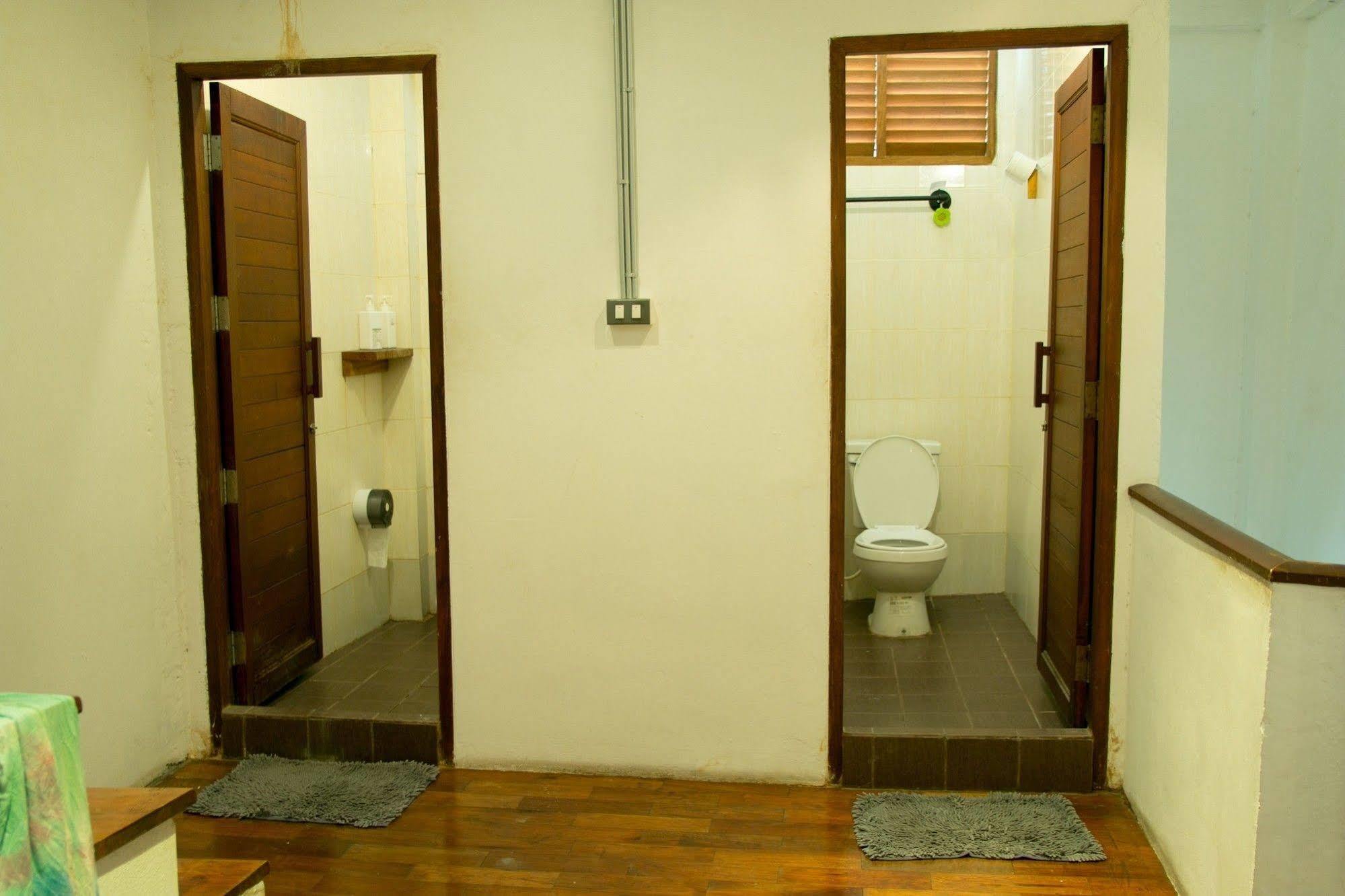 The Street Hostel Bangkok Luaran gambar